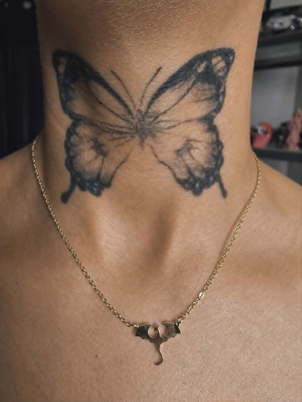 collier pendentif dragon