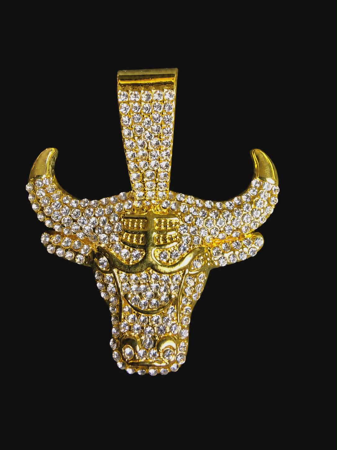 pendentifs taureaux